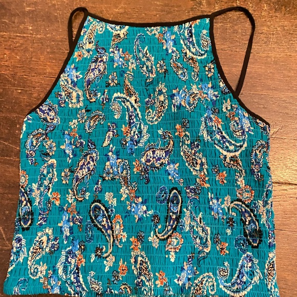 Tops - Teal flower pattern shirt